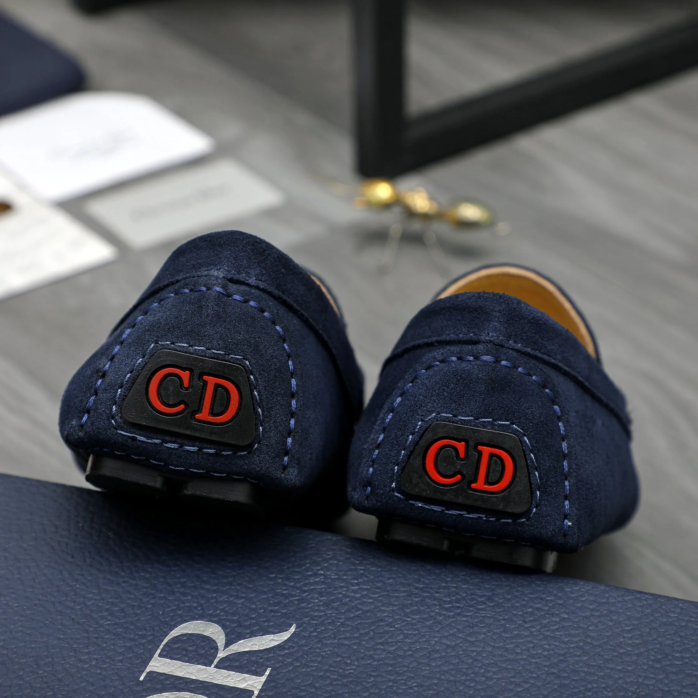 Men's shoes 💰p420 Product trademark: Dior "Dior" casual slip-on men's shoes Regular size: 38-44 Product materials: Selected frosted cowhide upper, sheepskin lining, rubber outsole